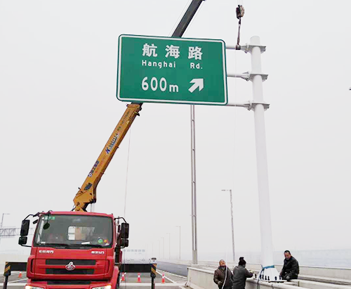 郑州监控杆 郑州监控杆